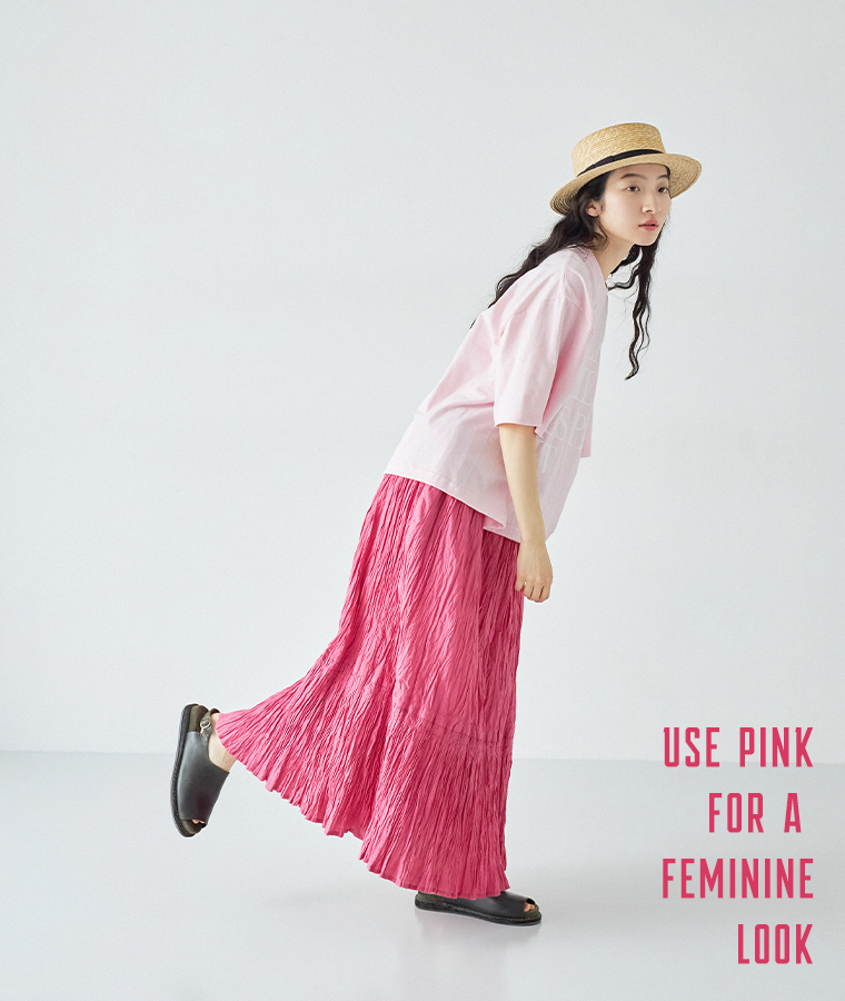ichi プリントTシャツ（ライトピンク）と　クリンクルスカート（ピンク）の着こなし
