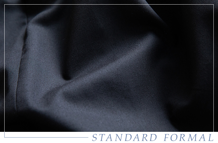 【s.t.closet frabjous】ジャケット+パンツアンサンブル(ブラック)　上品な光沢感が分かる寄り画像
