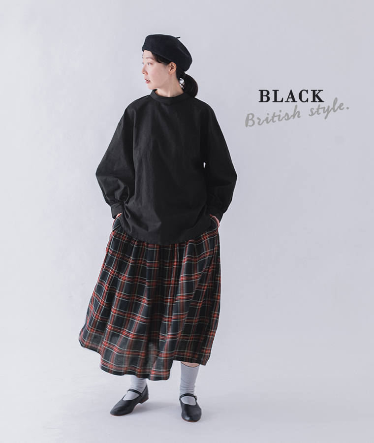 【&yarn】コットンリネンロールカラーブラウス(ブラック)の着こなし
