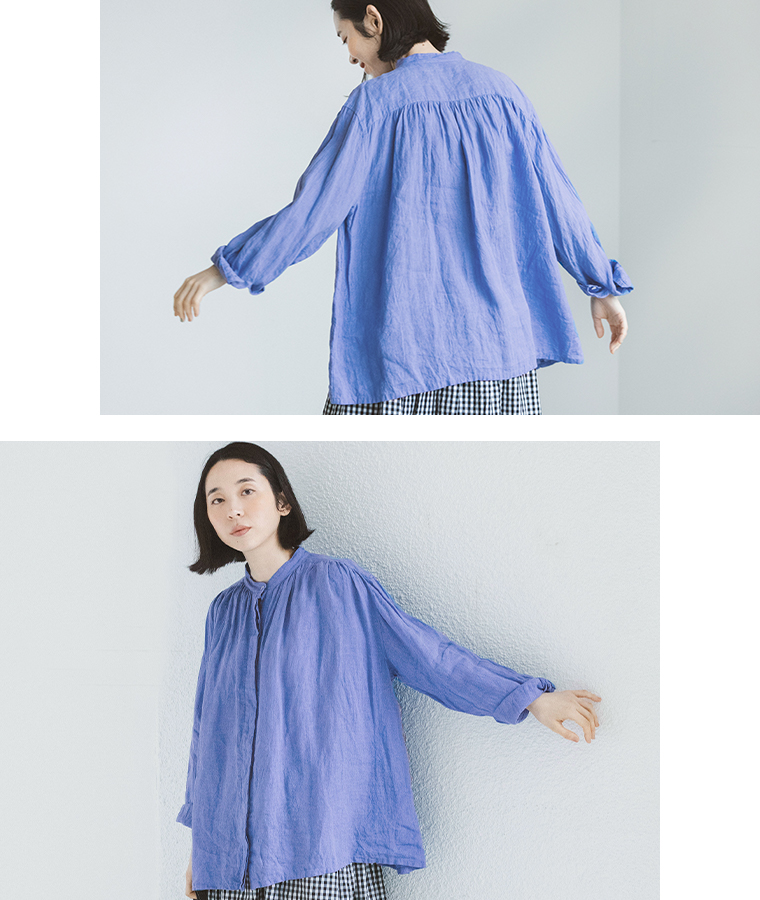 【ichi】フレンチリネンキャンバス バンドカラーシャツ(ブルー)　ギャザーやたっぷりの身幅が分かる画像