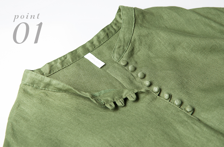 Lupilien 　ルピリアン
【別注】リネン100％ふわり袖ギャザーワンピースのグリーン
置き画像　
前立てデザイン