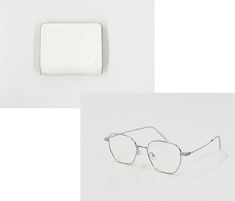 バイヤー尾高の財布、メガネ