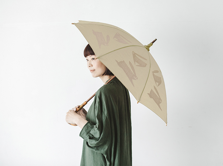 392 plusm　parasol 晴雨兼用　長傘(ウサギ/ベージュ)