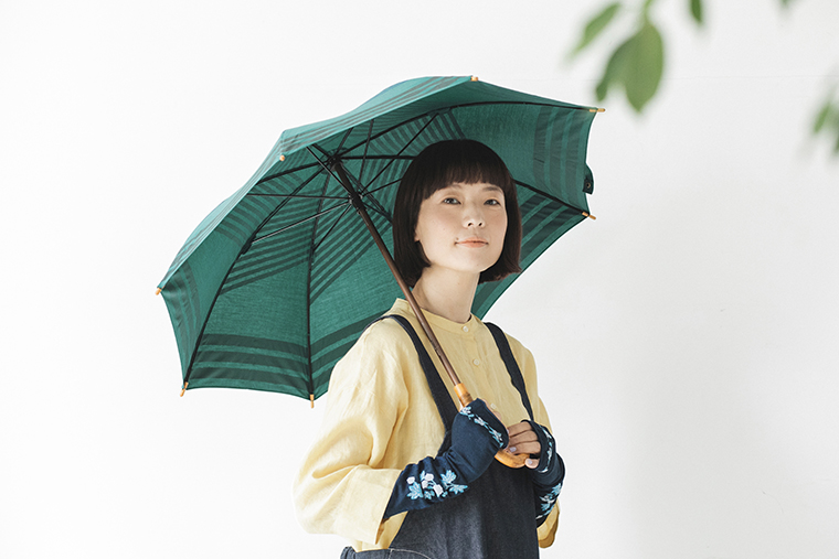 392 plusm　parasol 晴雨兼用　長傘(バイアス/グリーン)