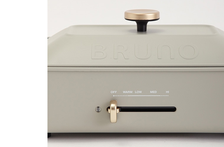 BRUNO コンパクト　ホットプレート
21AW限定カラー（グリーングレー）の温度設定つまみ