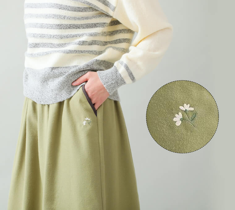 north object de petit...　お花刺繍入りパイピングスカート(ライトグリーン)のお花柄刺繍
