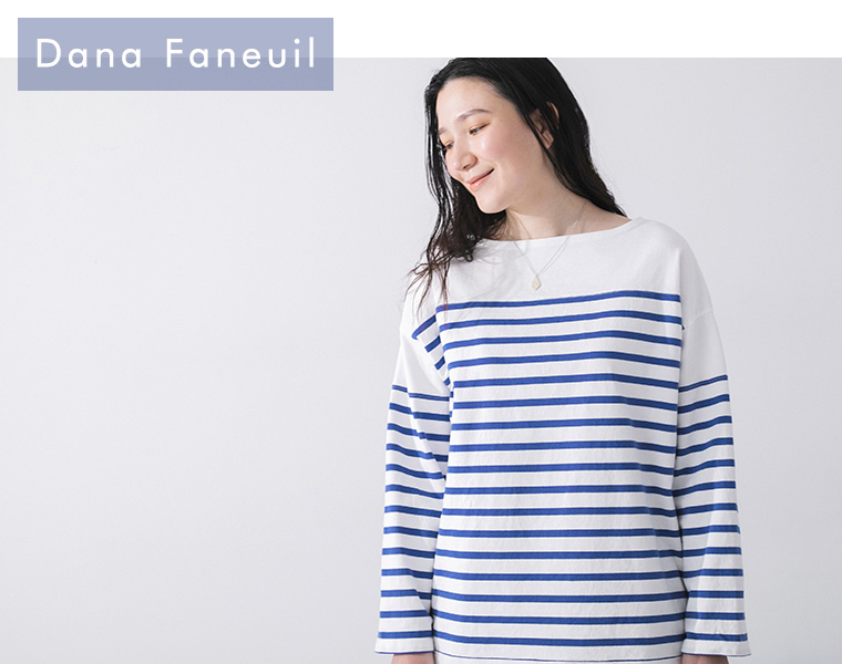 Dana Faneuil　デラヴェボーダービッグシャツ(ホワイト×ブルー)の着こなし