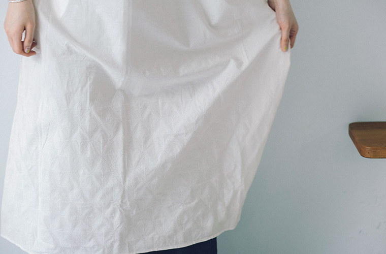 Fanaka　ハンドタッチ刺繍テントラインワンピース(オフホワイト)の裾