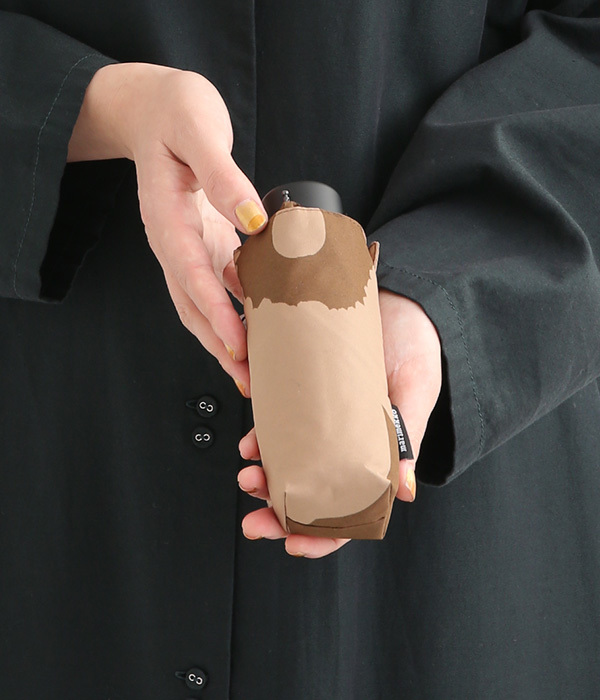 marimekko　折りたたみ傘(ユフラウニッコ/モカ)サイズ感のイメージ画像