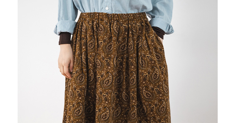 ichi　イチ　ペイズリーコール　スカート(キャメル)のディテール　ウエストゴムのスカート
