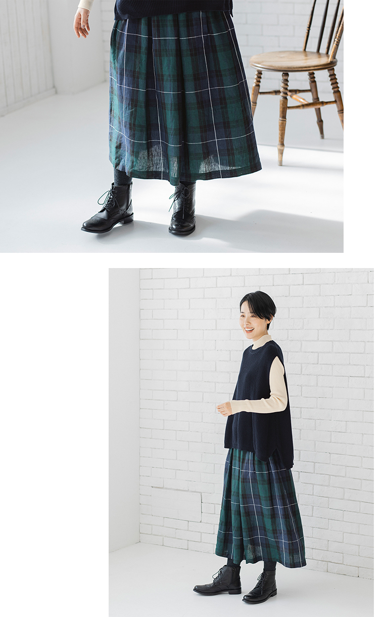 【 blue willow 】リネン平織りタータンチェックスカート（ブラックウォッチ）／スカートアップ・横振りむきカット